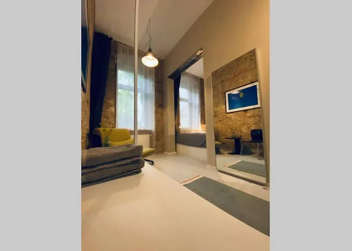 Wunderschoene Ladenwohnung In Kreuzberg